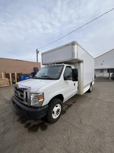 Used 2010 14 ' Box Truck for sale