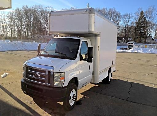 Used 2008 14 ' Box Truck for sale