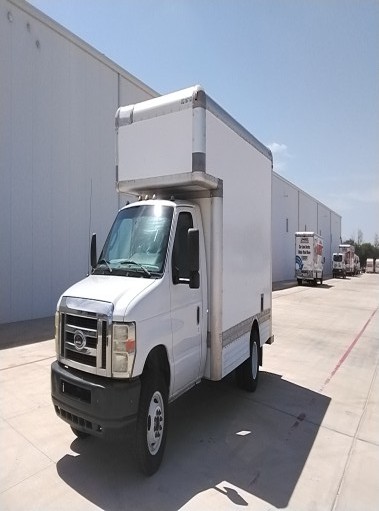 Used 2009 14 ' Box Truck for sale