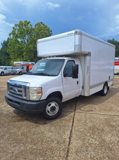 Used 2012 14 ' Box Truck for sale