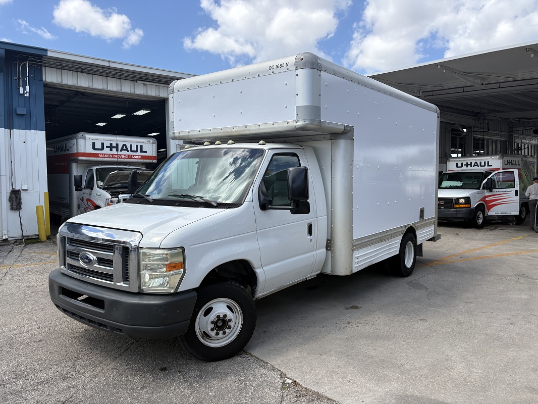 Used 2010 14 ' Box Truck for sale