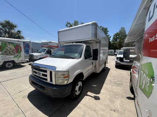 Used 2009 14 ' Box Truck for sale