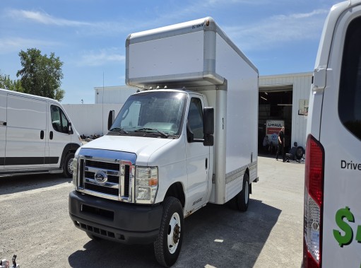 Used 2010 14 ' Box Truck for sale
