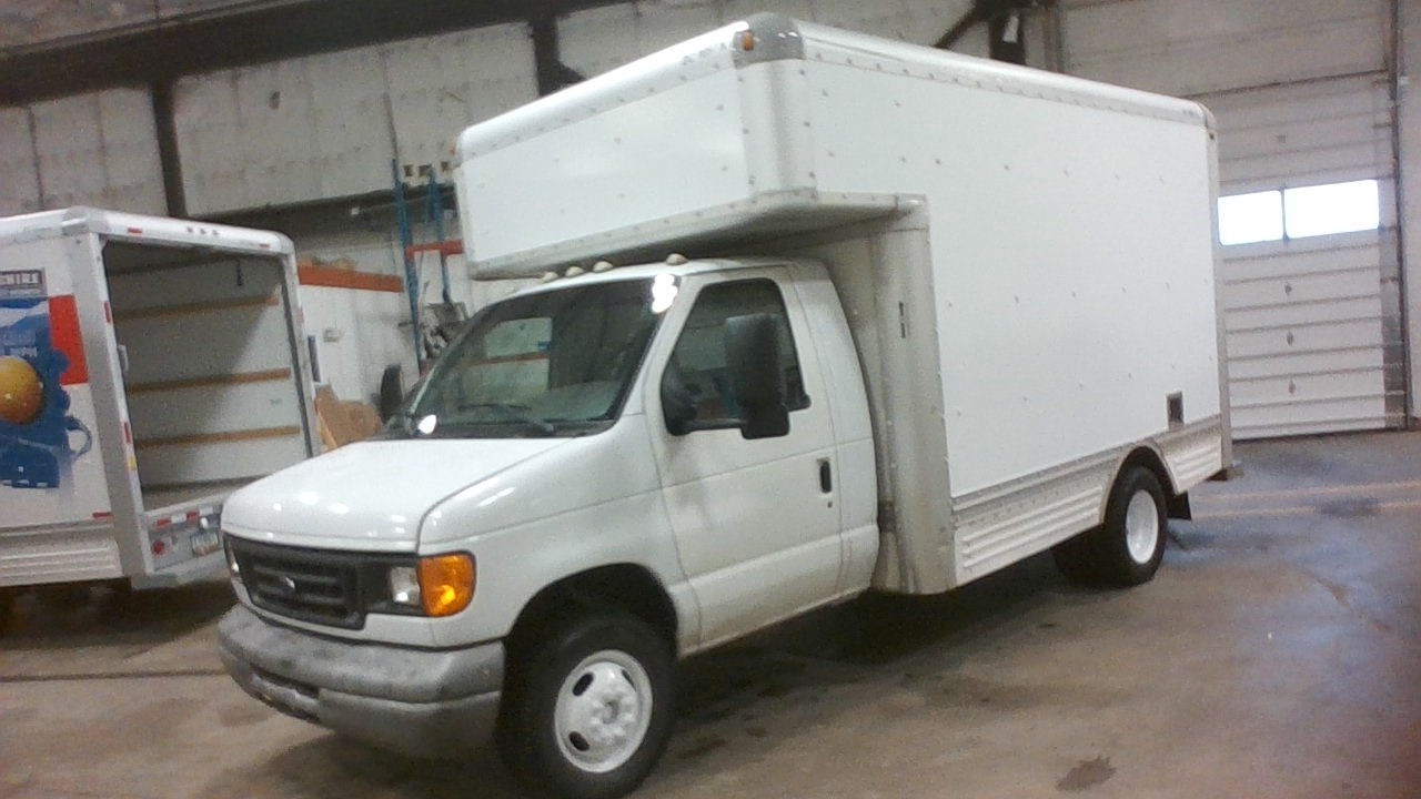 U Haul Box Trucks For Sale In Hartford Ct At U Haul Moving Storage Of Hartford Brainard