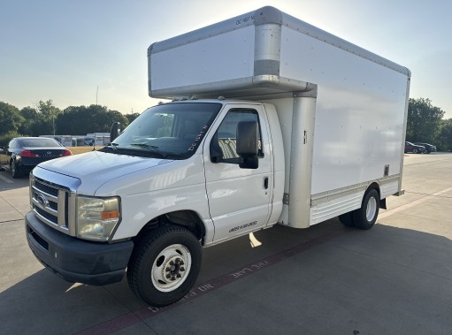 Used 2010 14 ' Box Truck for sale