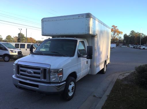 Used 2009 14 ' Box Truck for sale