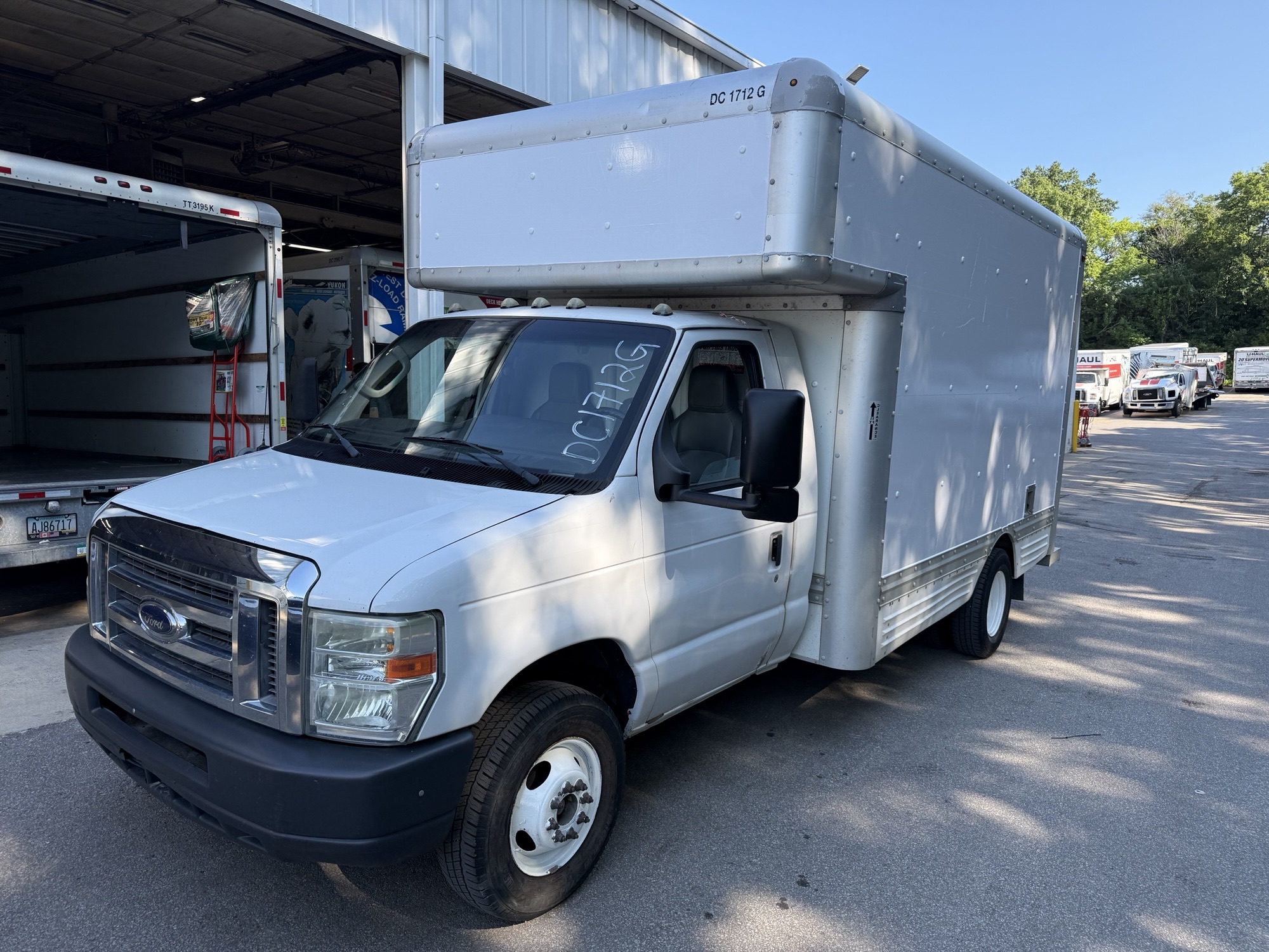 Used 2012 14 ' Box Truck for sale