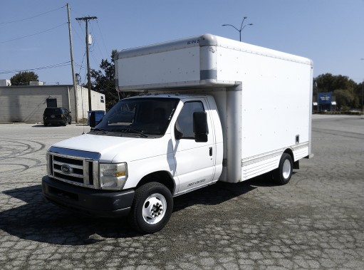 Used 2009 14 ' Box Truck for sale