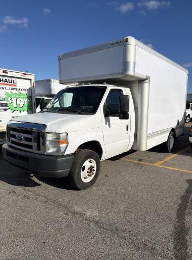 Used 2009 14 ' Box Truck for sale