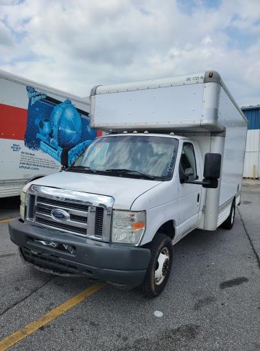 Used 2010 14 ' Box Truck for sale