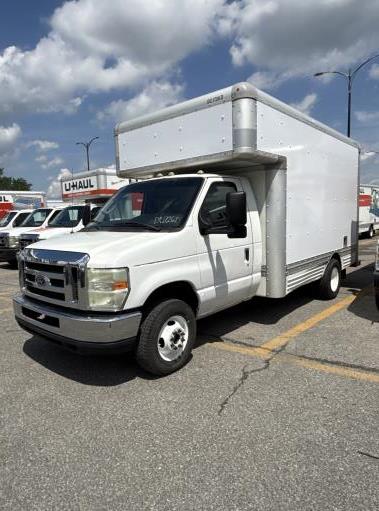 Used 2009 14 ' Box Truck for sale