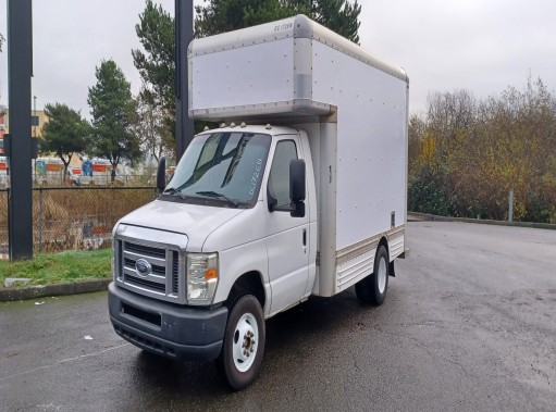 Used 2010 14 ' Box Truck for sale