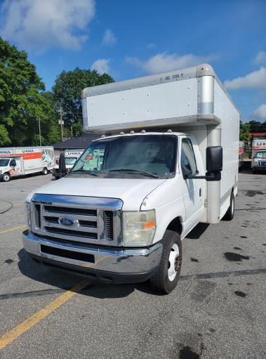 Used 2008 14 ' Box Truck for sale