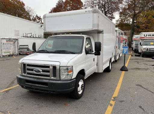 Used 2010 14 ' Box Truck for sale