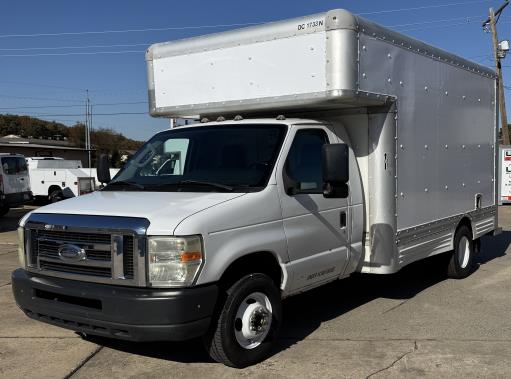 Used 2010 14 ' Box Truck for sale