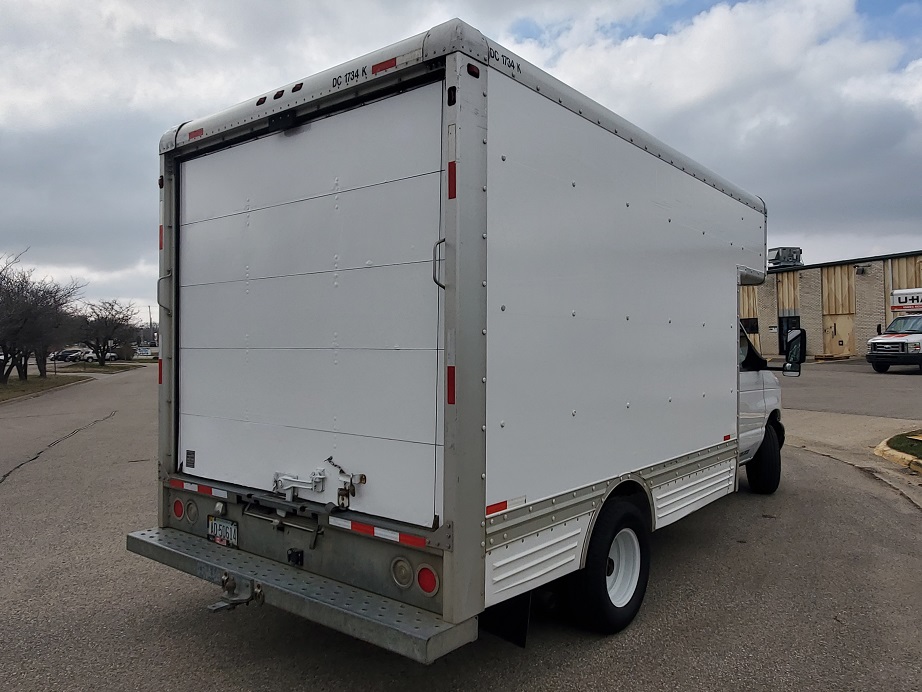 2007 14' Box Truck For Sale In Madison, Wi 53713 