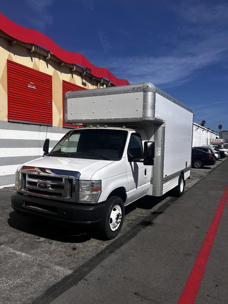 Used 2008 14 ' Box Truck for sale