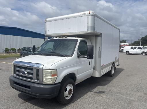 Used 2009 14 ' Box Truck for sale