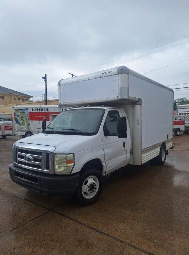 Used 2010 14 ' Box Truck for sale