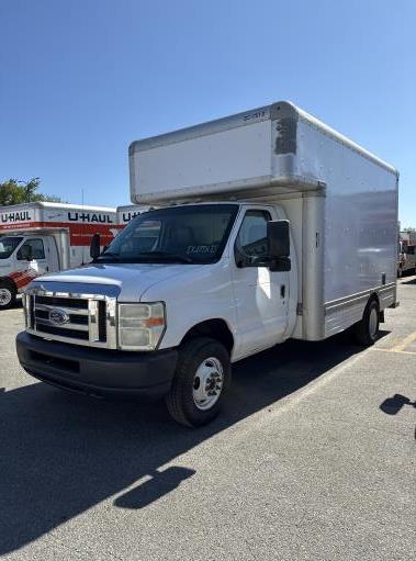 Used 2009 14 ' Box Truck for sale