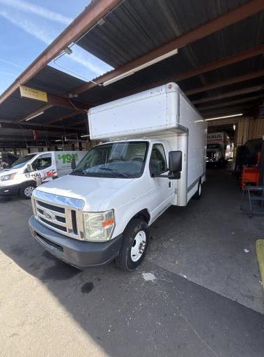 Used 2009 14 ' Box Truck for sale