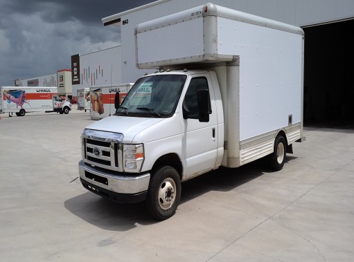 Used 2010 14 ' Box Truck for sale