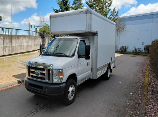 Used 2009 14 ' Box Truck for sale