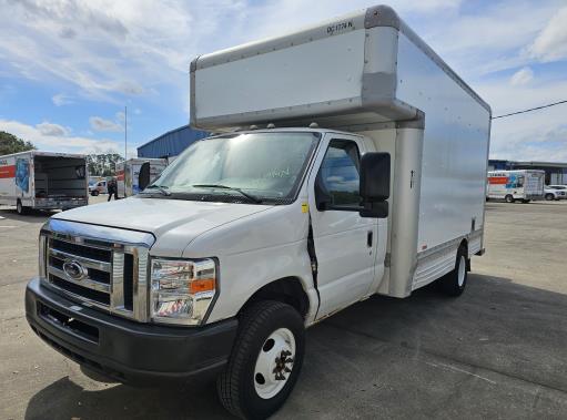 Used 2010 14 ' Box Truck for sale