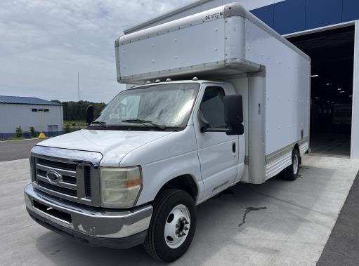 Used 2010 14 ' Box Truck for sale