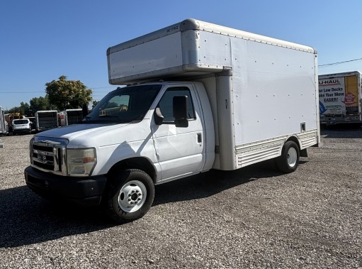 Used 2009 14 ' Box Truck for sale