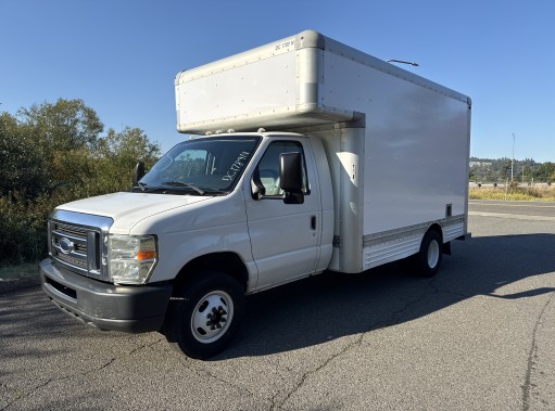 Used 2010 14 ' Box Truck for sale