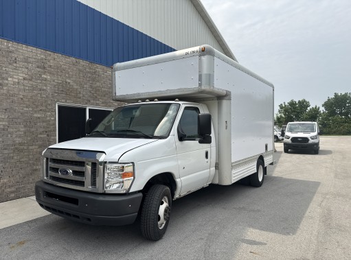 Used 2012 14 ' Box Truck for sale