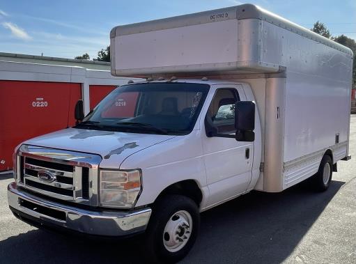 Used 2009 14 ' Box Truck for sale