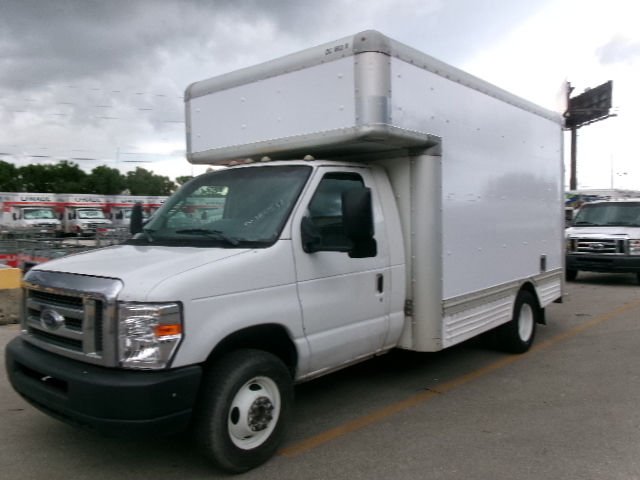 Used 2010 14 ' Box Truck for sale