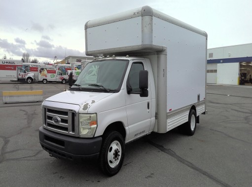 Used 2008 14 ' Box Truck for sale