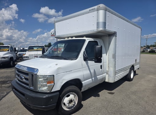 Used 2009 14 ' Box Truck for sale