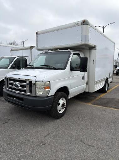 Used 2008 14 ' Box Truck for sale