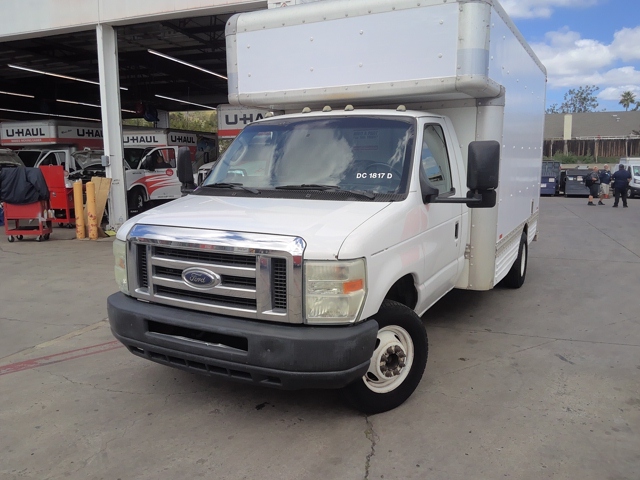 Used 2009 14 ' Box Truck for sale