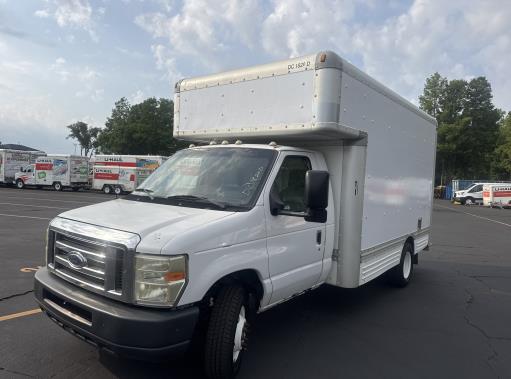 Used 2009 14 ' Box Truck for sale