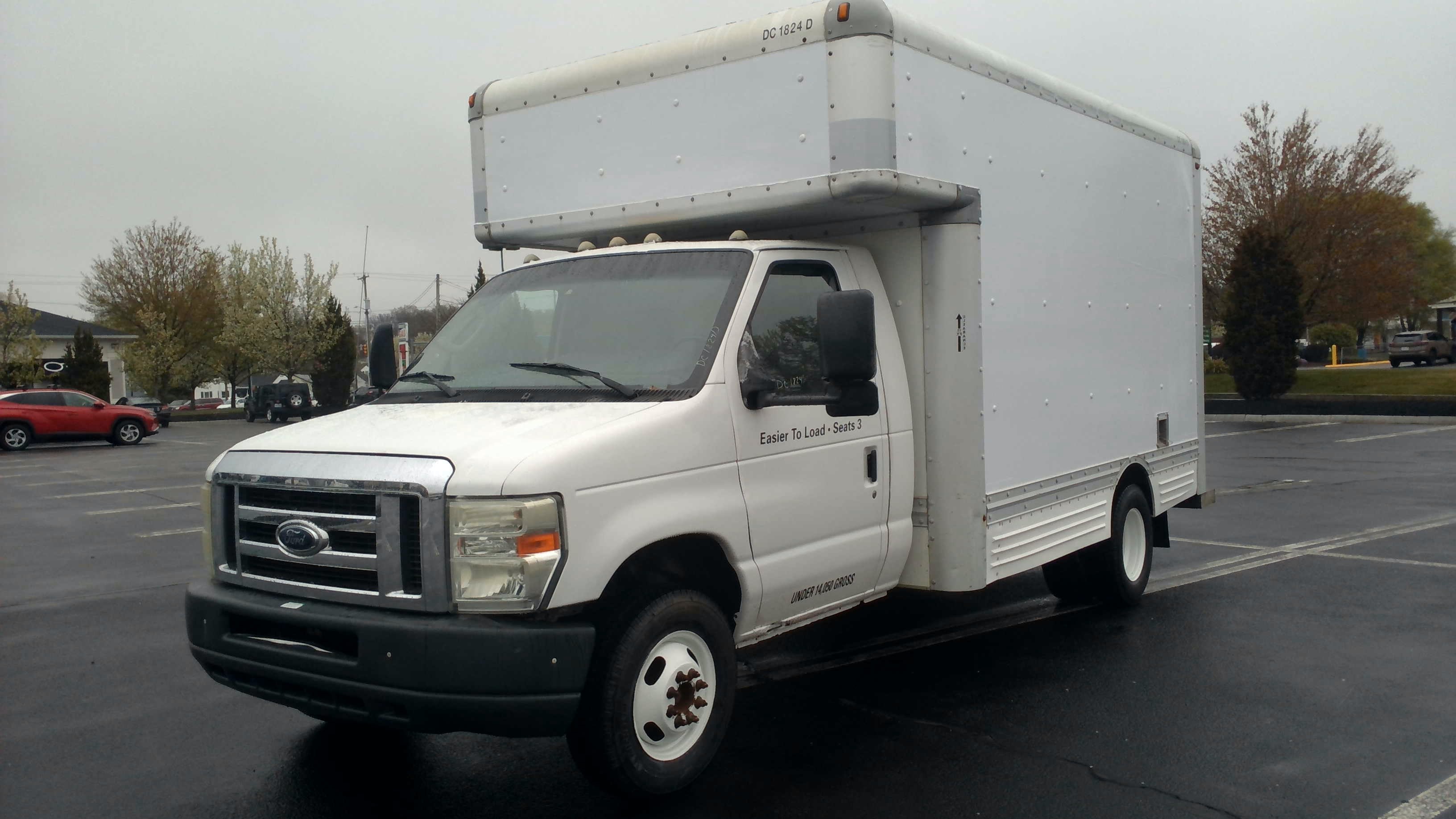 Used 2009 14 ' Box Truck for sale