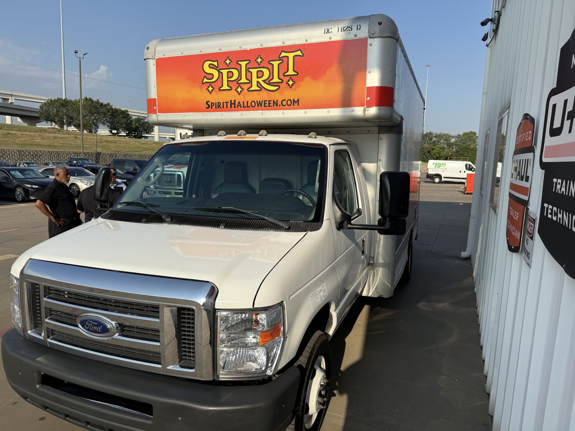 Used 2009 14 ' Box Truck for sale