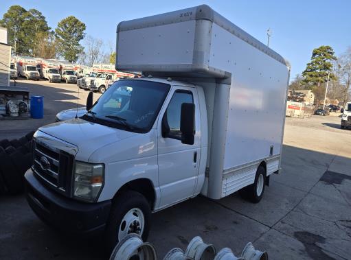 Used 2010 14 ' Box Truck for sale
