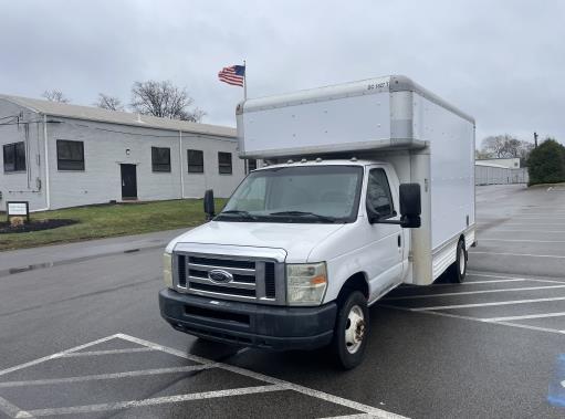 Used 2008 14 ' Box Truck for sale