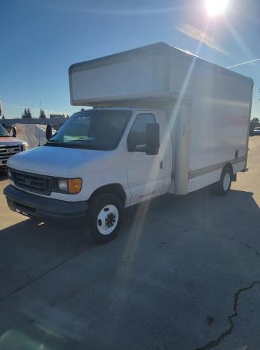 Used 2007 14 ' Box Truck for sale