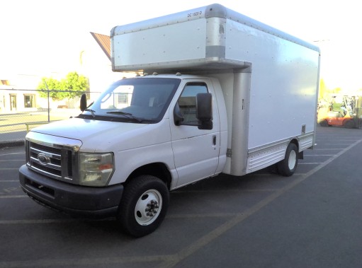 Used 2009 14 ' Box Truck for sale