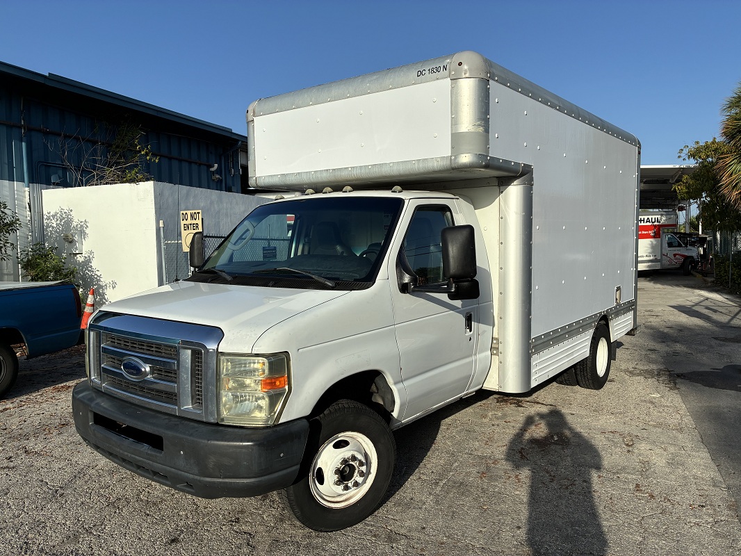 Used 2010 14 ' Box Truck for sale