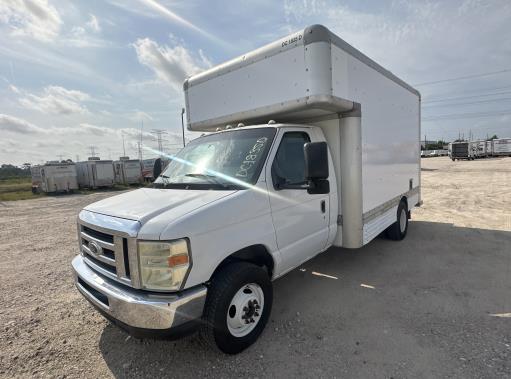 Used 2009 14 ' Box Truck for sale