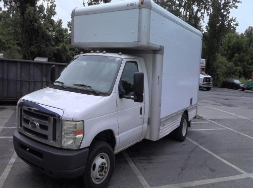 Used 2009 14 ' Box Truck for sale