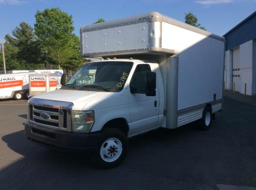 Used 2008 14 ' Box Truck for sale