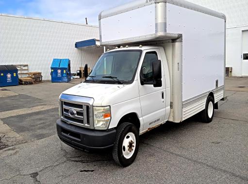 Used 2009 14 ' Box Truck for sale